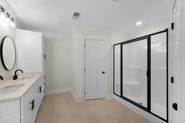 $319,900 | 428 Fairway Boulevard, Jackson, TN 38305