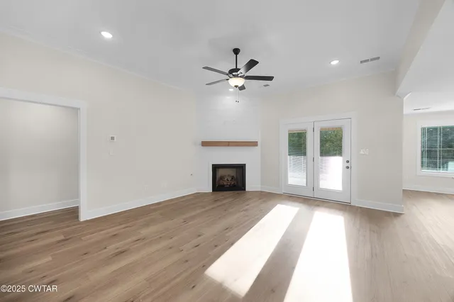 $319,900 | 428 Fairway Boulevard, Jackson, TN 38305