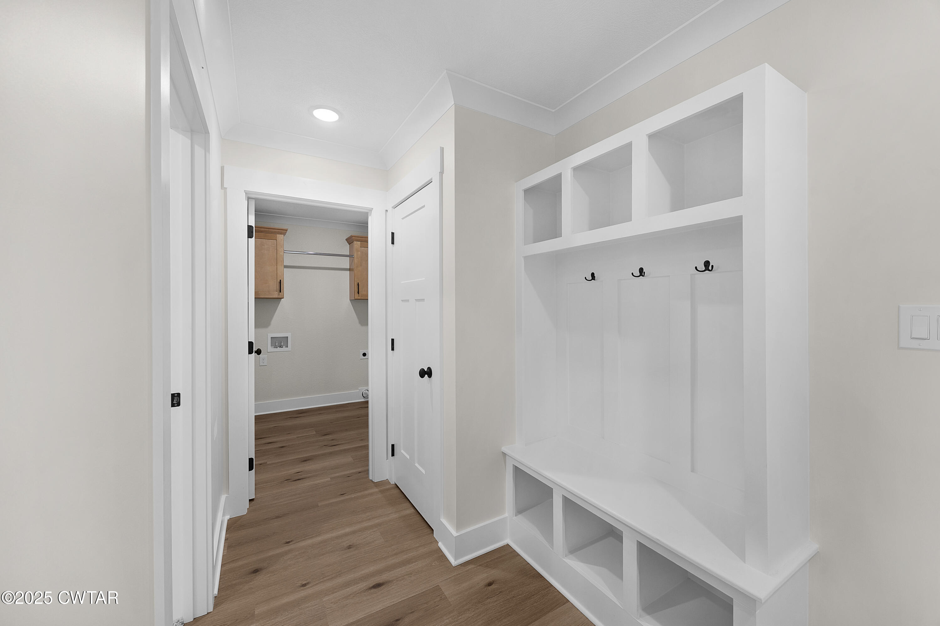 428 Fairway Boulevard Jackson, TN 38305 - Photo 3 of 19 Back Service Area