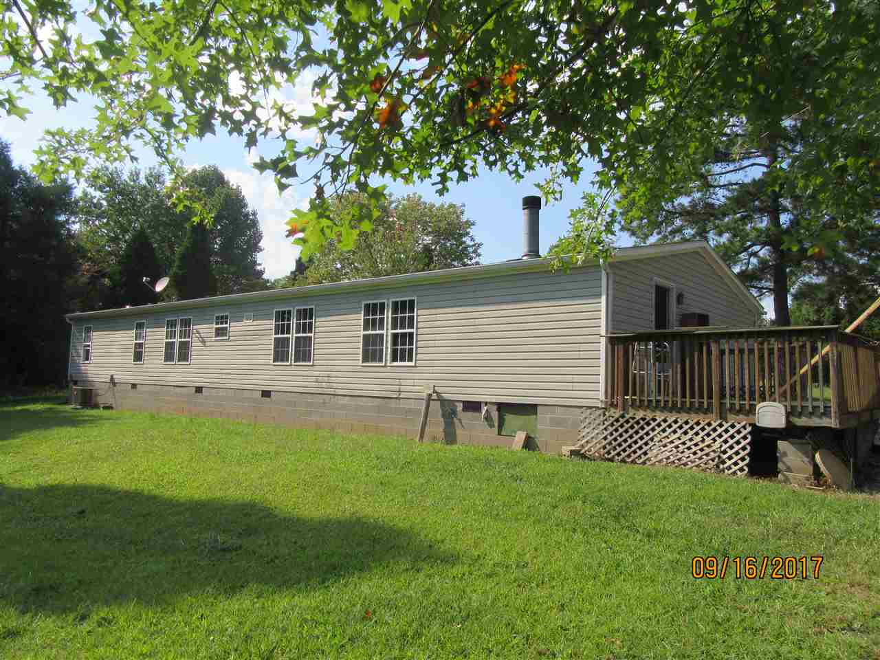10227 East State Road Cannelton, IN 47520 - Photo 3 of 17
