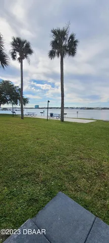 $1,375 | 415 North Halifax Avenue, Unit 113, Daytona Beach, FL 32118