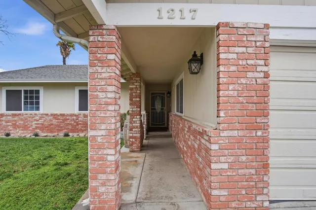 $510,000 | 1217 Lillian Drive, Modesto, CA 95355