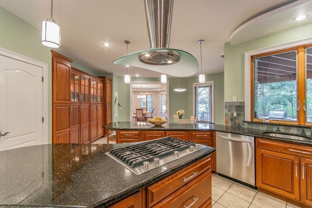 962 Frank Smith Road Longmeadow, MA 01106 - Photo 15 of 42