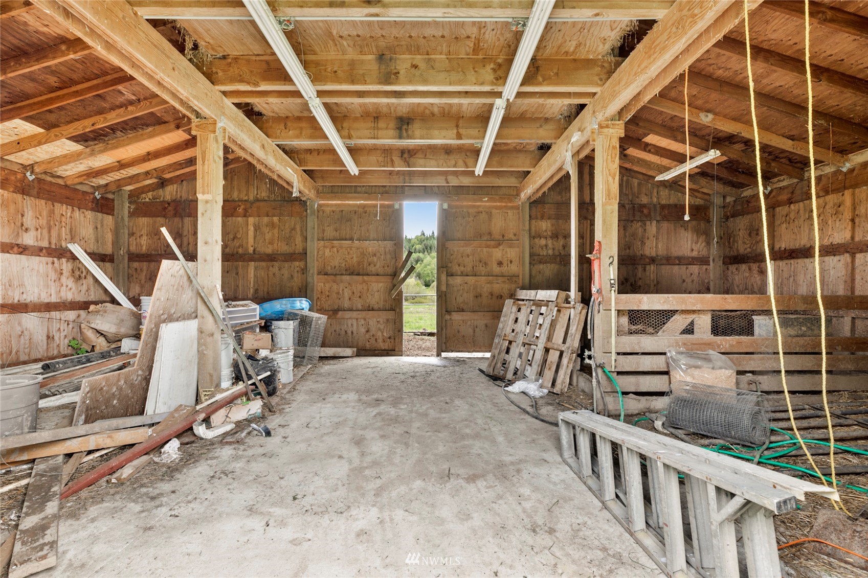 300 West Elk Ridge Road Shelton, WA 98584 - Photo 34 of 40 a view of entryway