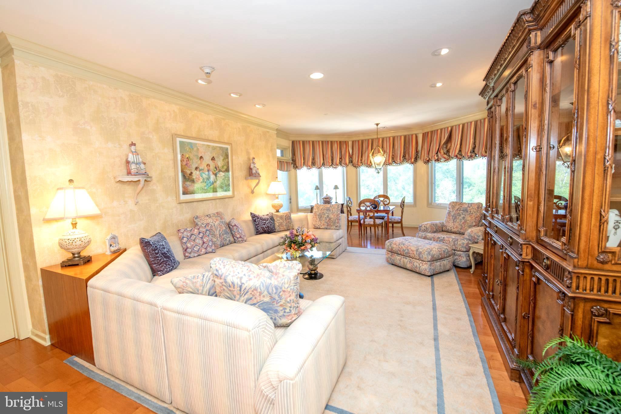 434 Carson Terrace Huntingdon Valley, PA 19006 - Photo 12 of 32 Great Room