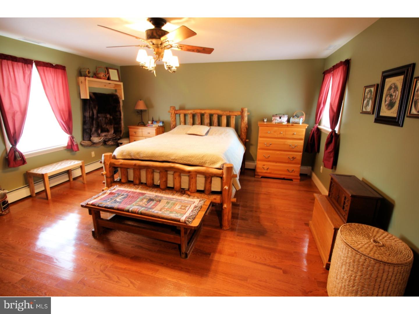 1015 Penny Road Green Lane, PA 18054 - Photo 9 of 25 Gallery Image 9