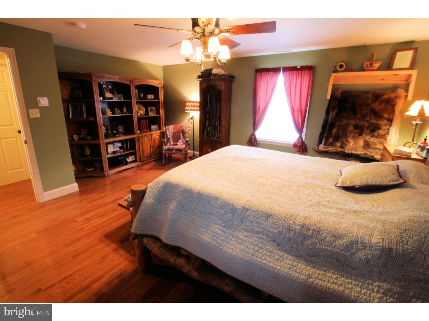 1015 Penny Road Green Lane, PA 18054 - Photo 10 of 25 Gallery Image 10