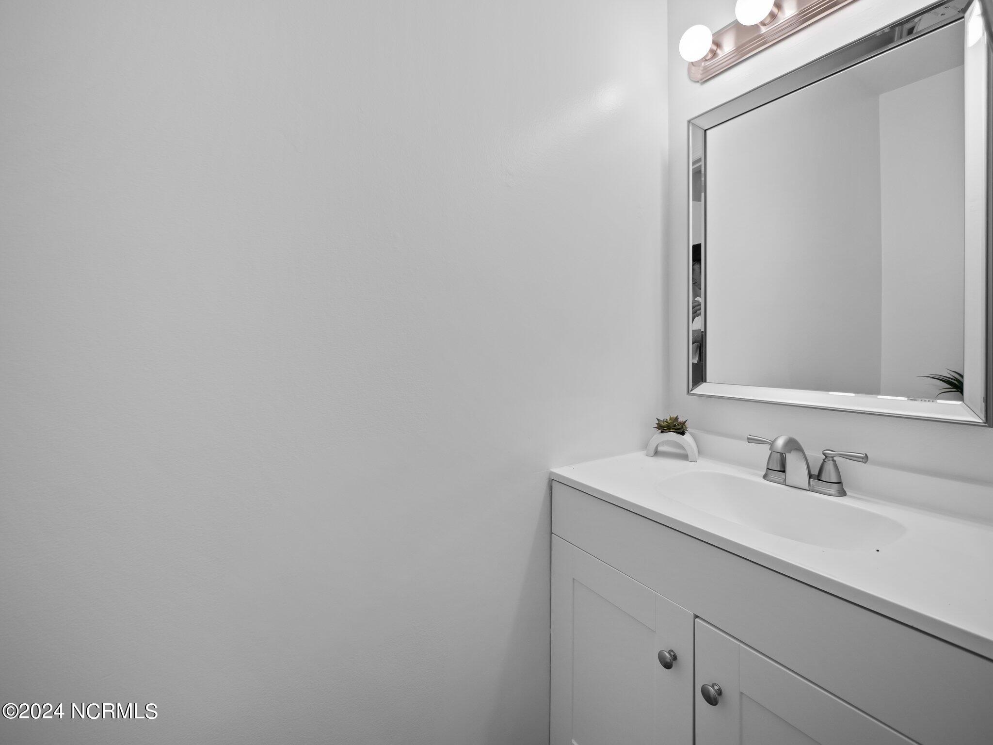 102 Parnell Road Hubert, NC 28539 - Photo 27 of 50 31-web-or-mls-P5286770