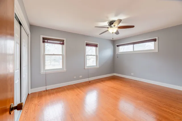 $3,200 | 114 North Forest Avenue, Palatine, IL 60074