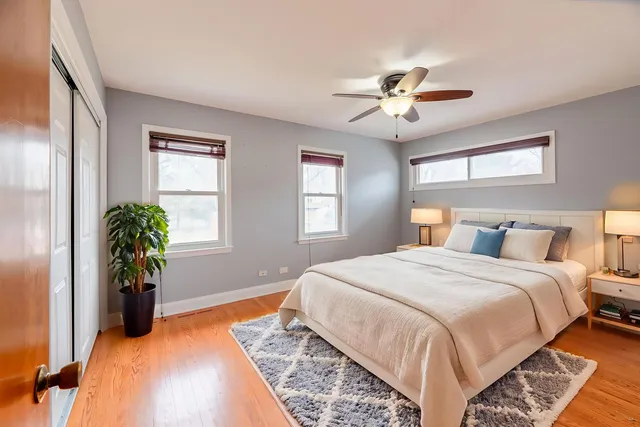 $3,200 | 114 North Forest Avenue, Palatine, IL 60074