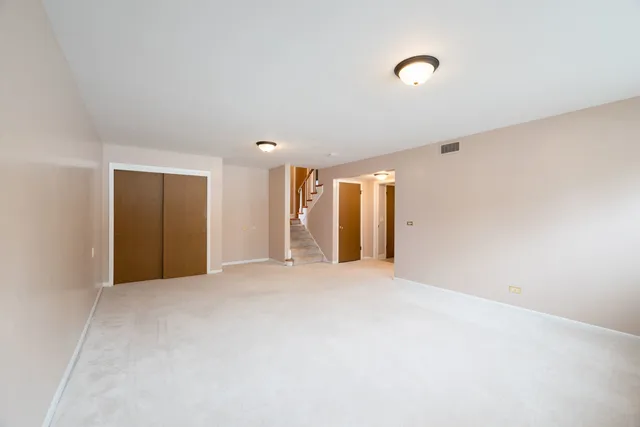 $3,200 | 114 North Forest Avenue, Palatine, IL 60074