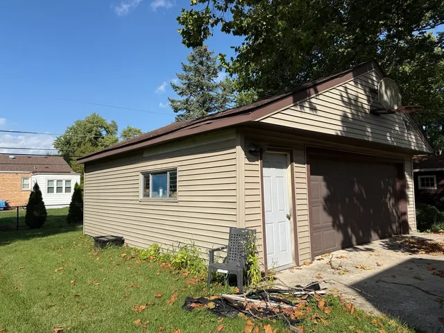 $200,000 | 1822 West 187th Street, Homewood, IL 60430