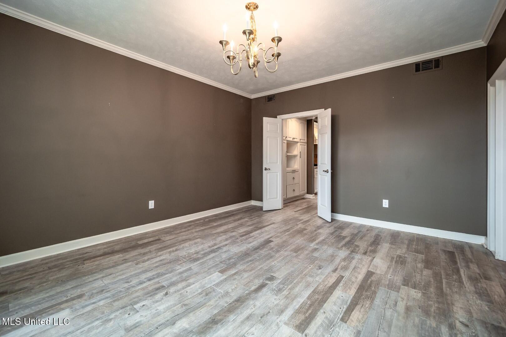 628 Kinsington Court Ridgeland, MS 39157 - Photo 16 of 47 P5290017