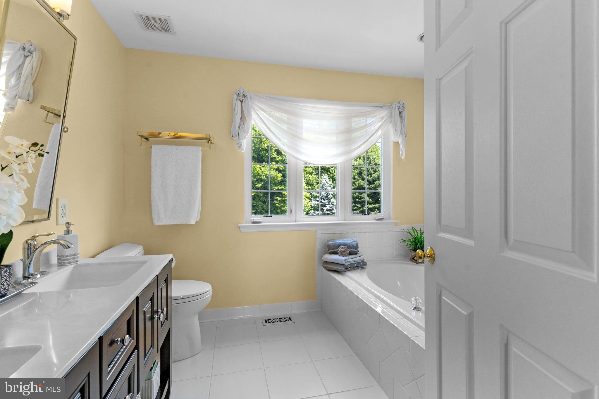 7 Donovan Road Pennington, NJ 08534 - Photo 27 of 32 Gallery Image 27