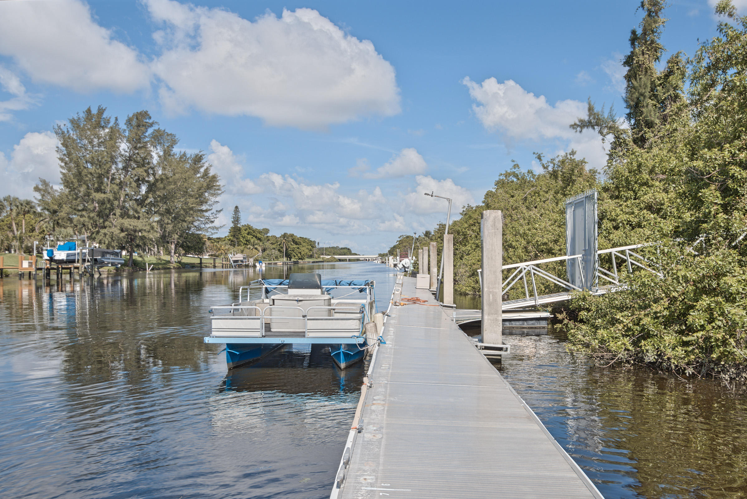 5016 Heatherhill Lane, Unit 8 Boca Raton, FL 33486 - Photo 3 of 12 leavitt-41