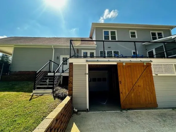 $774,900 | 110 Thomas Drive, LaGrange, GA 30240