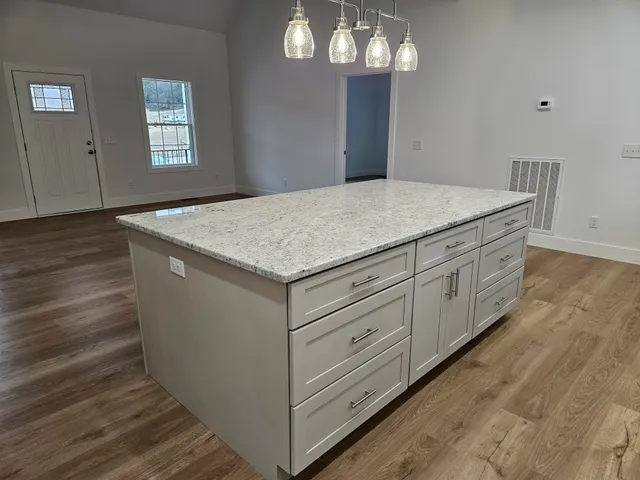 $359,900 | 172 Turkey Crk Highway, Carthage, TN 37030