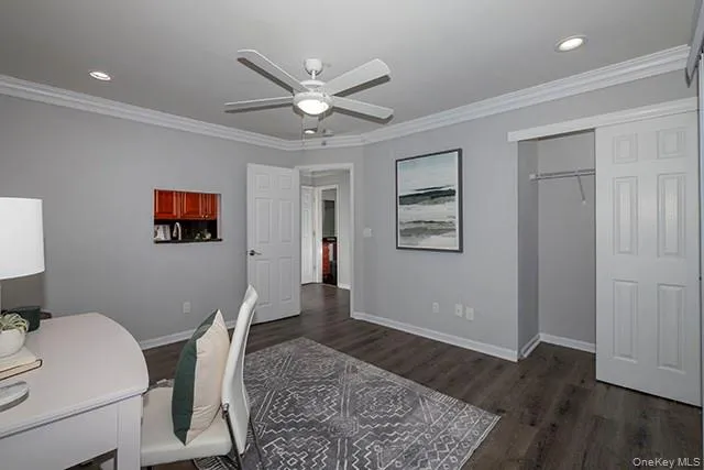 $2,605 | 150 Lake Pointe Drive, Unit 150, Middle Island, NY 11953