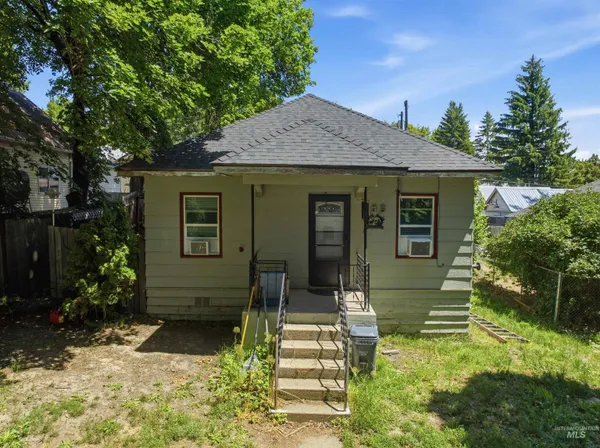 $230,000 | 735 Oak Street, Potlatch, ID 83855