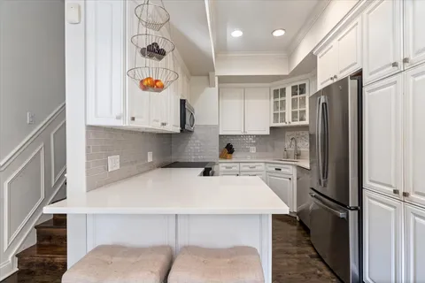 $800,000 | 1882 North Poe Street, Chicago, IL 60614