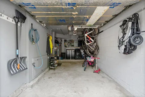 $800,000 | 1882 North Poe Street, Chicago, IL 60614