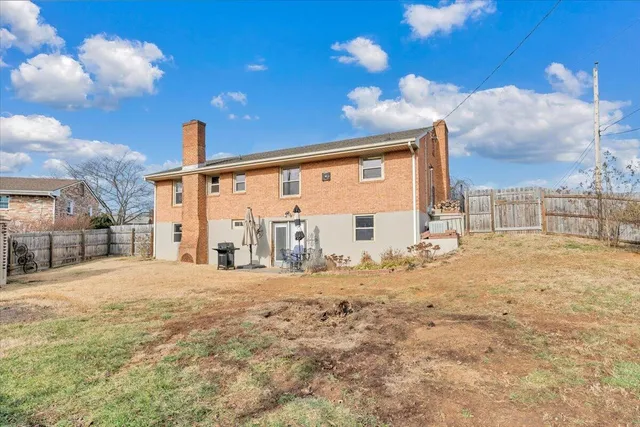$305,000 | 4336 Fontaine Drive, Roanoke, VA 24018