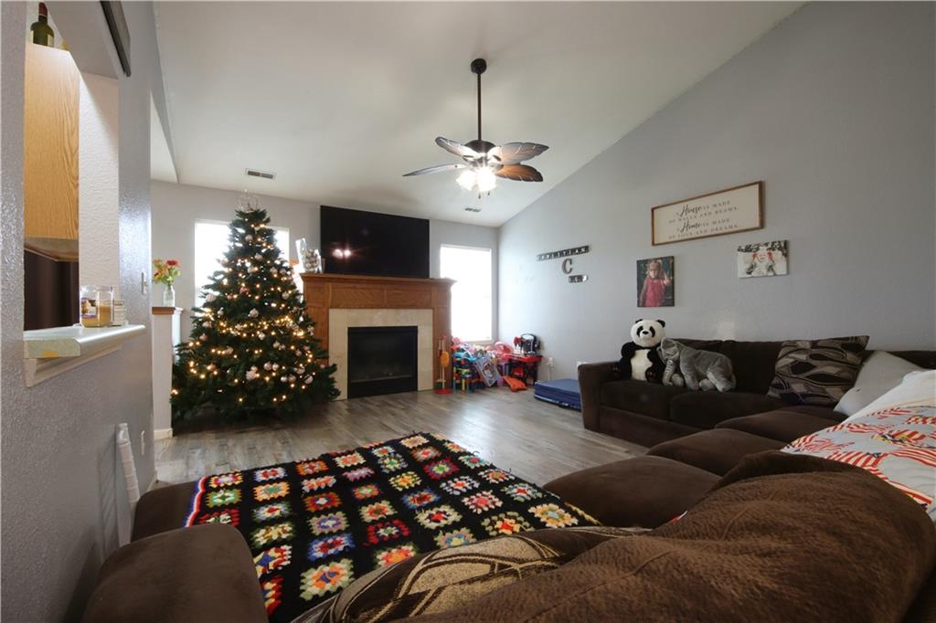 6729 Furnas Road Indianapolis, IN 46221 - Photo 3 of 15