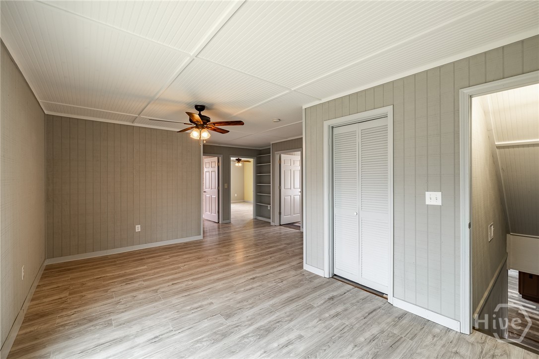 65 Lexington-Carlton Road Lexington, GA 30648 - Photo 23 of 68 upstairs family room