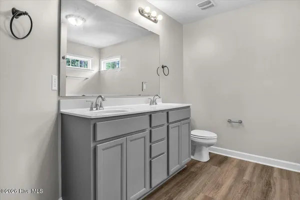 $2,500 | 394 Ridge Road, Jacksonville, NC 28540