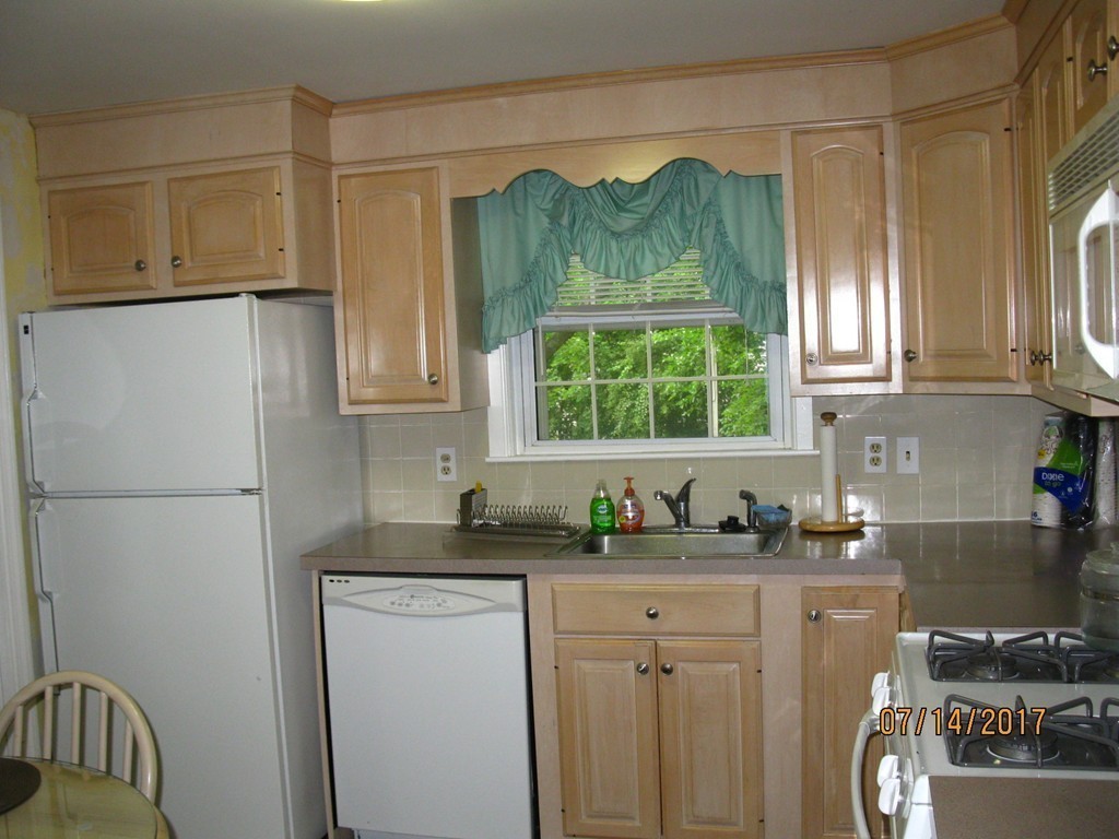 50 Cameron Road Norwood, MA 02062 - Photo 5 of 26 Gallery Image 5