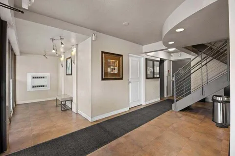 $125,000 | 2121 North Cambridge Avenue, Unit 103, Milwaukee, WI 53202