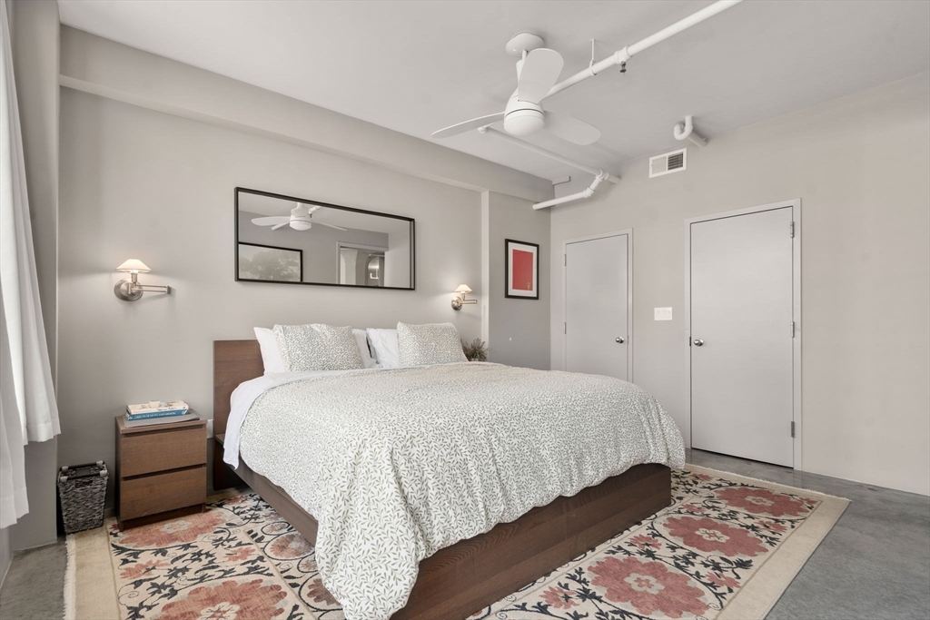 453 Washington Street, Unit 7E Boston, MA 02111 - Photo 11 of 18