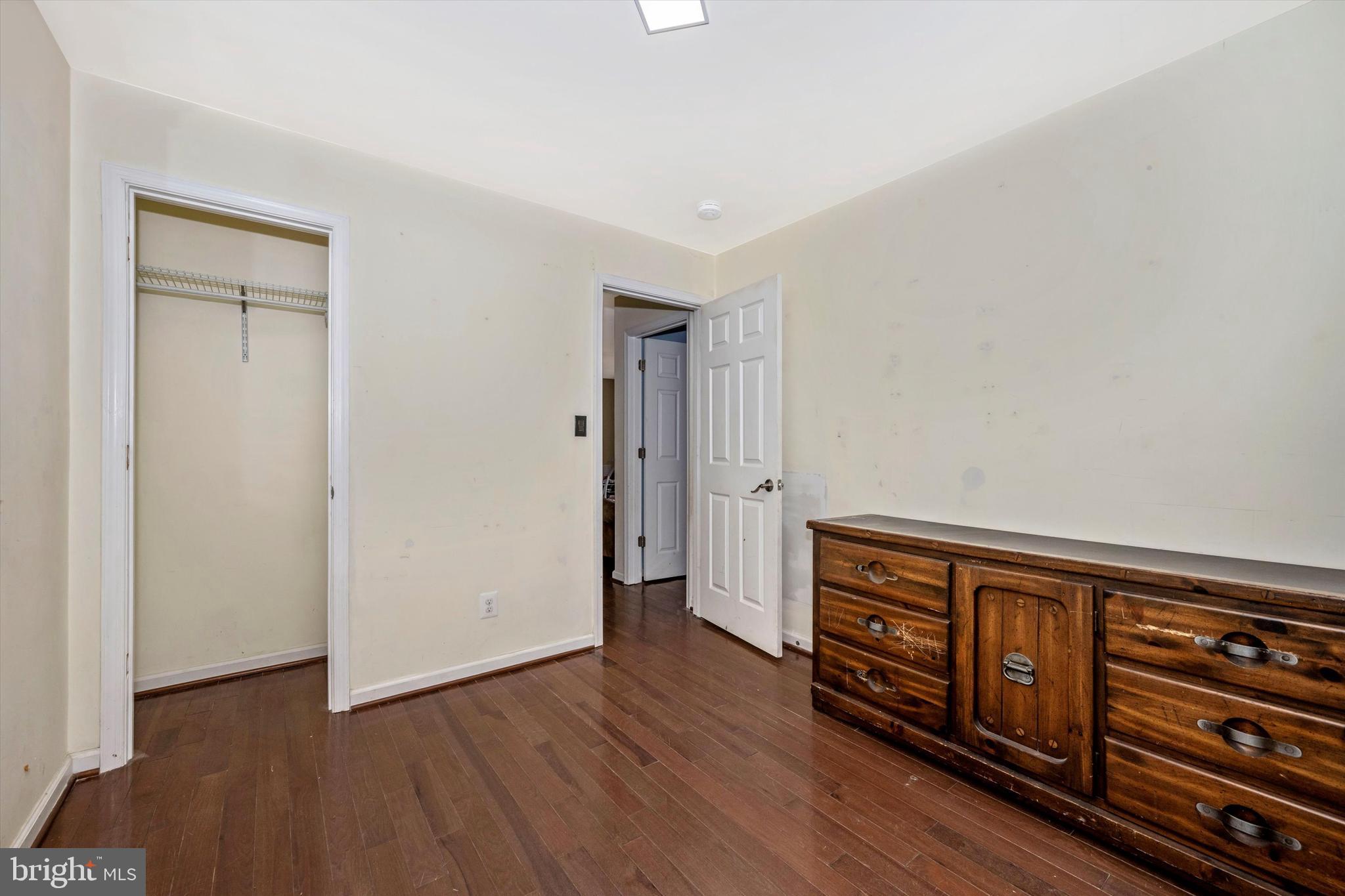 7847 Gambrill Park Road Frederick, MD 21702 - Photo 13 of 20 Den