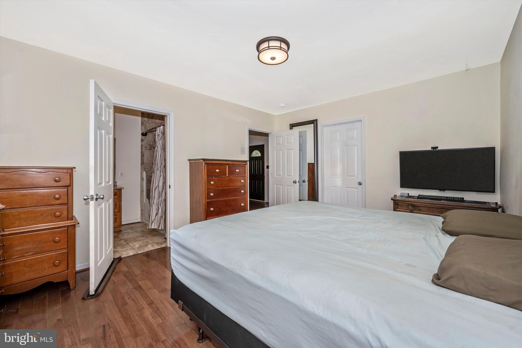 7847 Gambrill Park Road Frederick, MD 21702 - Photo 8 of 20 Primary Bedroom with Full Bath and Walk In Closet