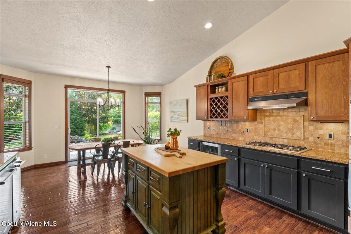 357 South Cane Street Post Falls, ID 83854 - Photo 16 of 70 Open for many cooks