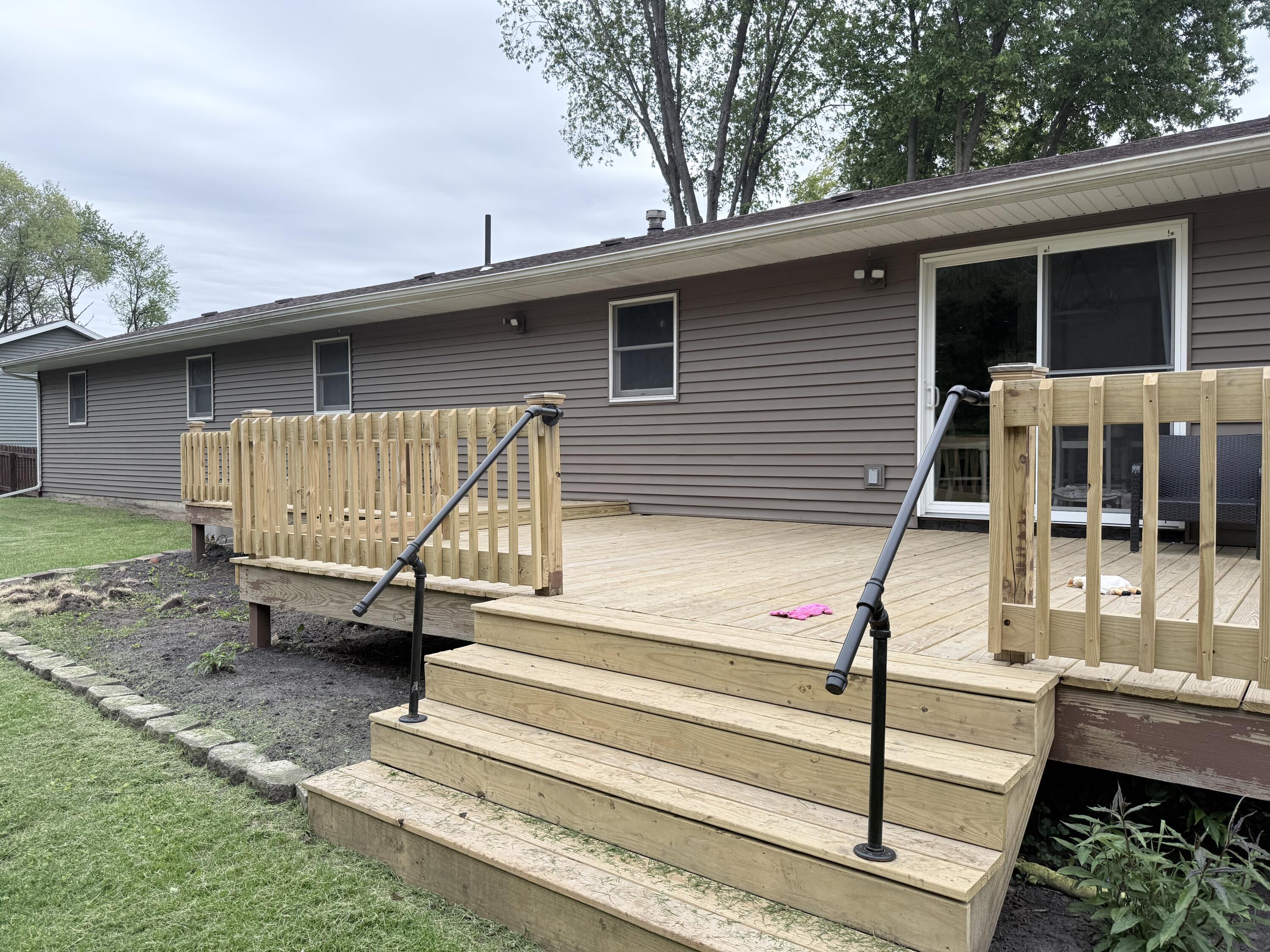 11551 North 900 West Demotte, IN 46310 - Photo 2 of 15 3000x2250