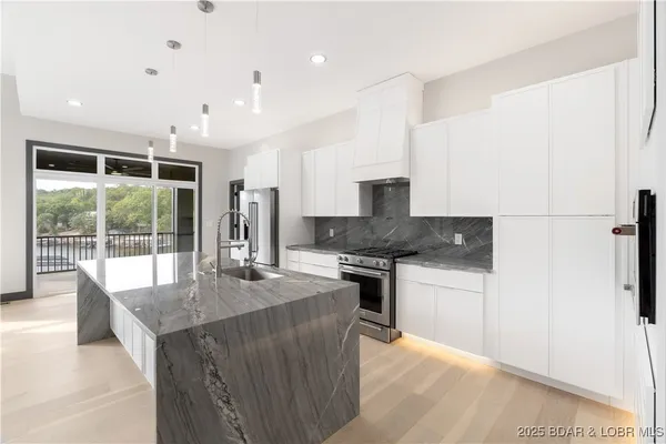 $2,490,000 | 205 Beachnut Drive, Sunrise Beach, MO 65079