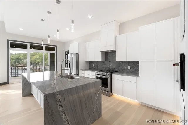 $2,490,000 | 205 Beachnut Drive, Sunrise Beach, MO 65079