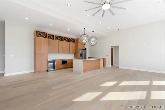 $2,490,000 | 205 Beachnut Drive, Sunrise Beach, MO 65079