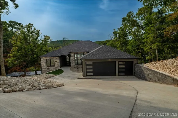 $2,490,000 | 205 Beachnut Drive, Sunrise Beach, MO 65079