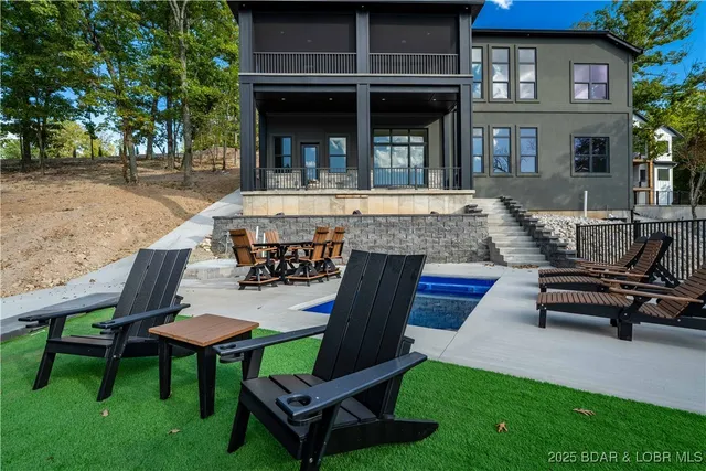 $2,490,000 | 205 Beachnut Drive, Sunrise Beach, MO 65079