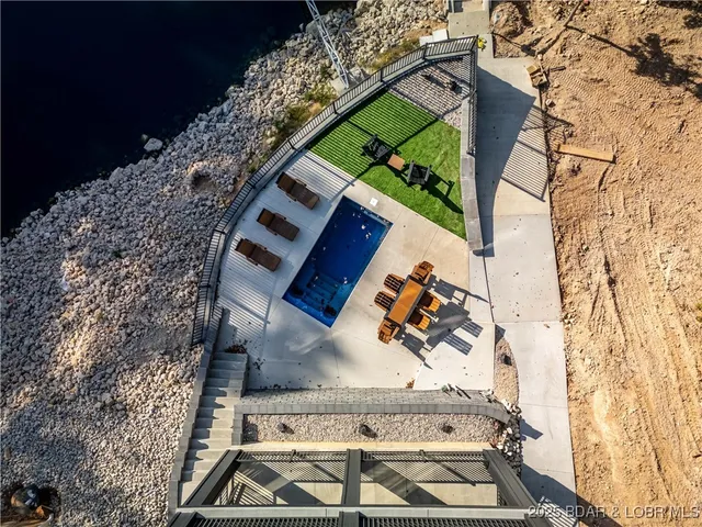 $2,490,000 | 205 Beachnut Drive, Sunrise Beach, MO 65079