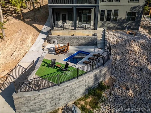 $2,490,000 | 205 Beachnut Drive, Sunrise Beach, MO 65079