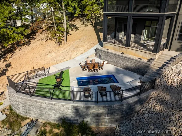 $2,490,000 | 205 Beachnut Drive, Sunrise Beach, MO 65079