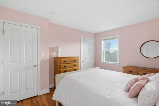 $340,000 | 1431 Oak Hill Drive, Wilmington, DE 19805