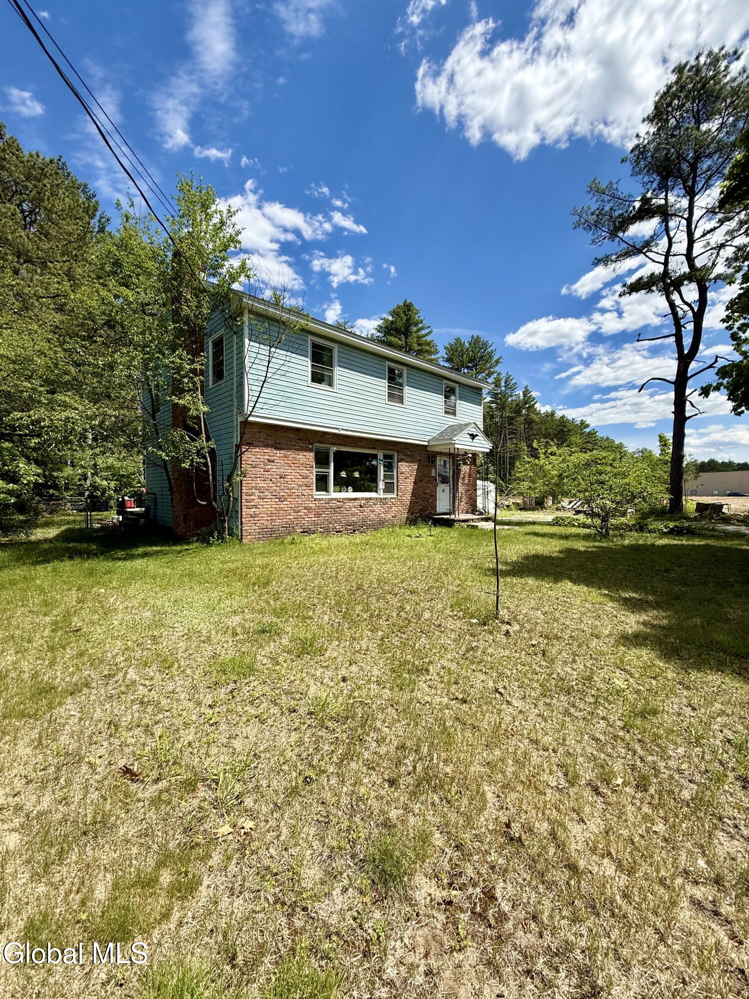 25 Merritt Road Queensbury, NY 12804 - Photo 4 of 20 IMG_6865