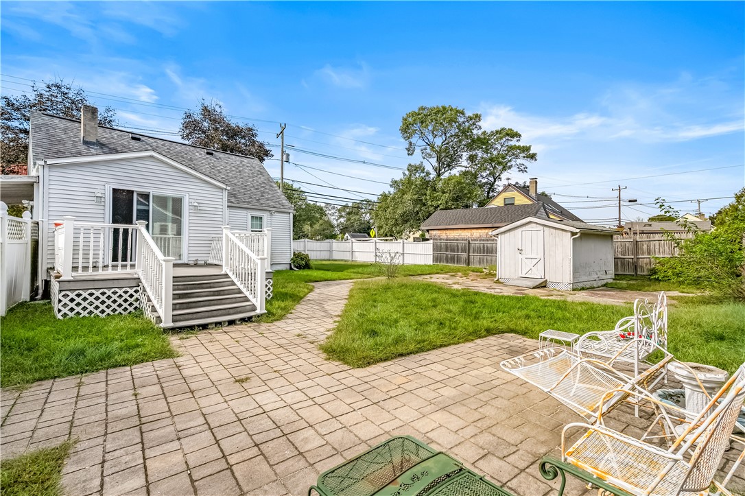 137 Strawberry Field Road Warwick, RI 02886 - Photo 25 of 31 Gallery Image 25