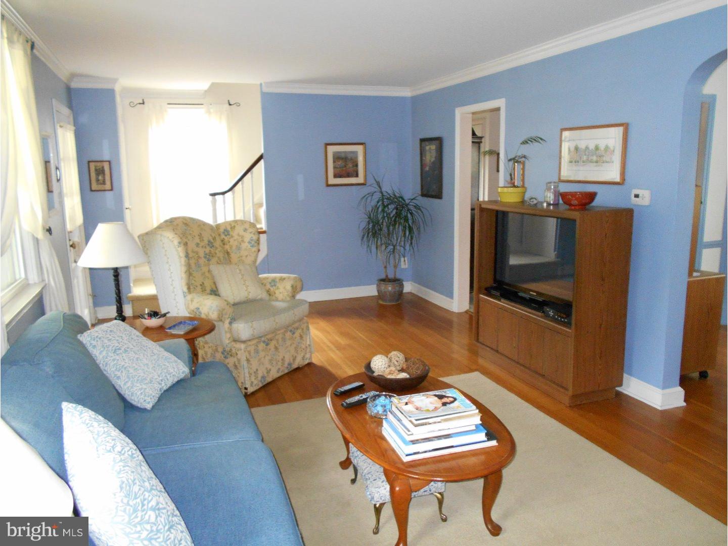 82 Shelburne Road Springfield, PA 19064 - Photo 3 of 19