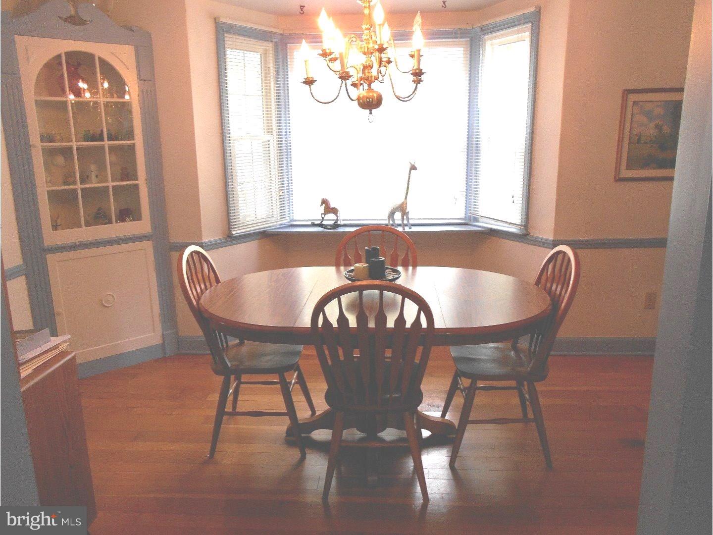 82 Shelburne Road Springfield, PA 19064 - Photo 4 of 19