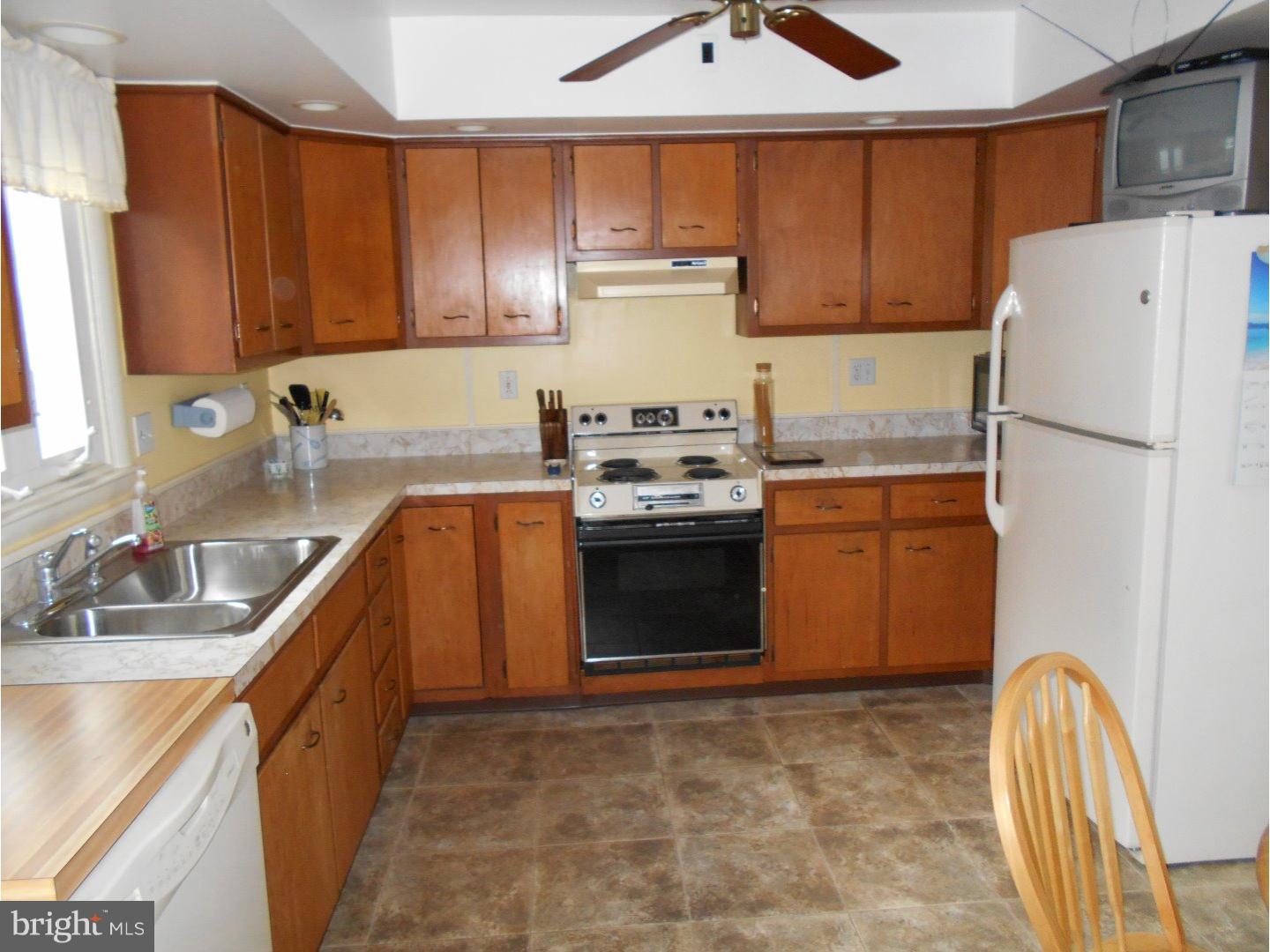 82 Shelburne Road Springfield, PA 19064 - Photo 7 of 19
